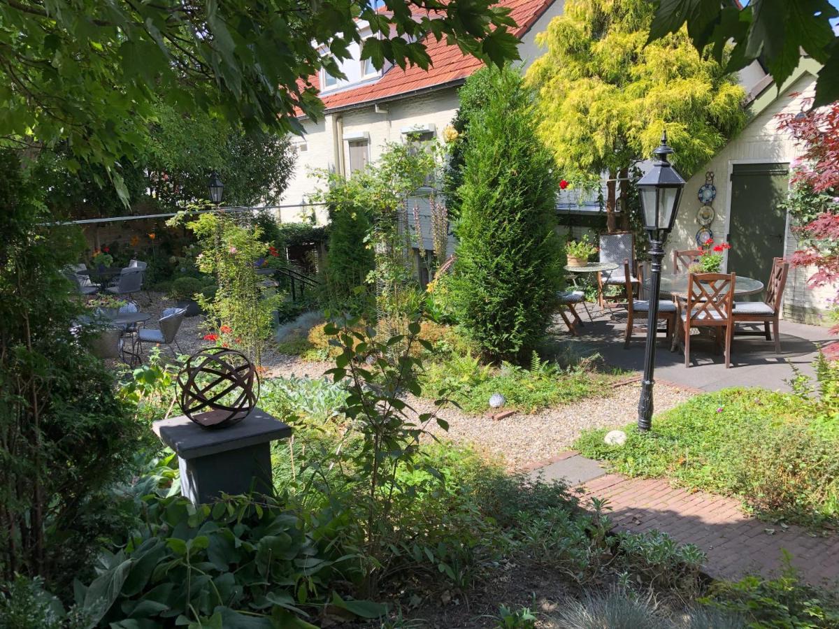 Walnut Lodge Bed & Breakfast Noorbeek Exterior foto