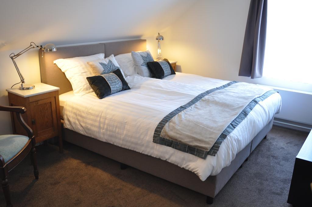 Walnut Lodge Bed & Breakfast Noorbeek Habitación foto